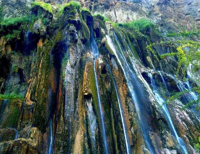 Margoon waterfall tour