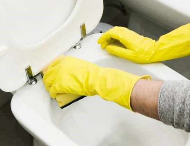 تمیز کردن حمام و دستشویی با مواد طبیعی