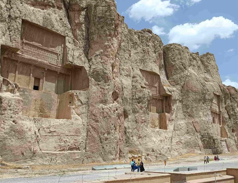 نقش رستم