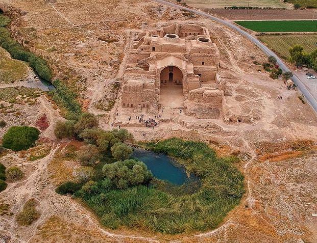 تور آثار باستانی فیروزآباد